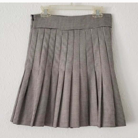ZARA WOMAN Houndtooth Pleated Skirt with Front Buckle - Picture 3 of 5